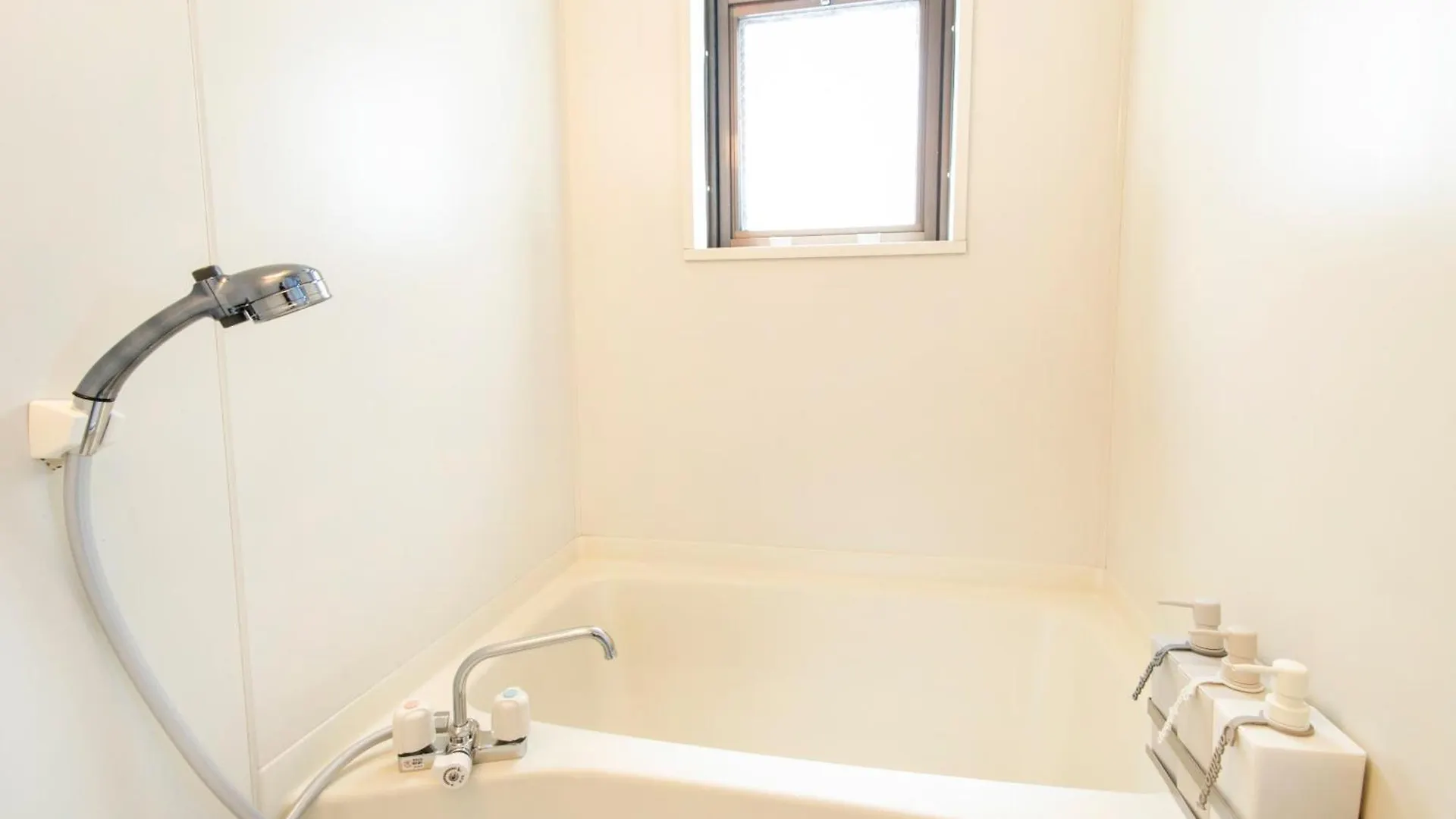 Apartament Fika Shibuya Honmachi Entire Building Tokio
