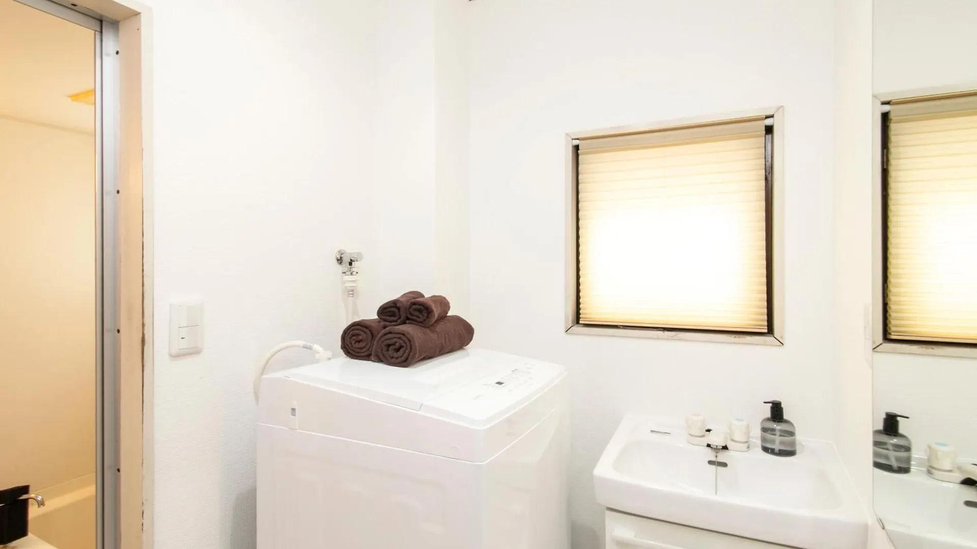 Fika Shibuya Honmachi Entire Building Apartment Tokyo